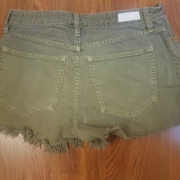Abercrombie & Fitch Annie High Rise Shorts 28/6 - Picture 2 of 3